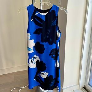 XS Love Ady Blue floral flowy shift dress